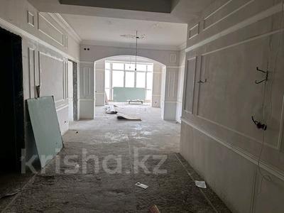 5-комнатная квартира, 240 м², 3/5 этаж, Каратал за 80 млн 〒 в Талдыкоргане, Каратал