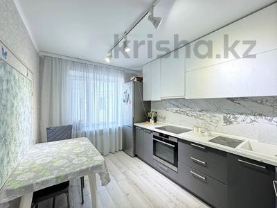 3-комнатная квартира · 70.7 м², Мухамедханова 28 А — Айтматова за 35.9 млн ₸ в Астане, Нура р-н