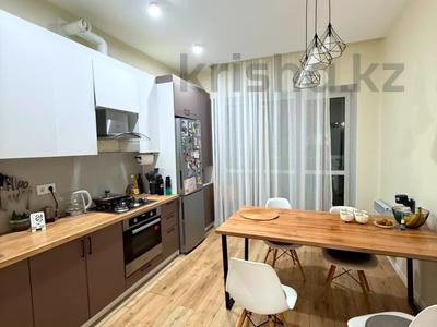 2-бөлмелі пәтер · 70 м² · 4/5 қабат, Алтын орда ш/а. 24б, бағасы: 32 млн ₸ в Актобе, мкр. Алтын орда