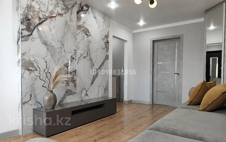 2-бөлмелі пәтер · 49 м² · 4/5 қабат, Независимости 41, бағасы: 14 млн ₸ в Сатпаев — фото 2