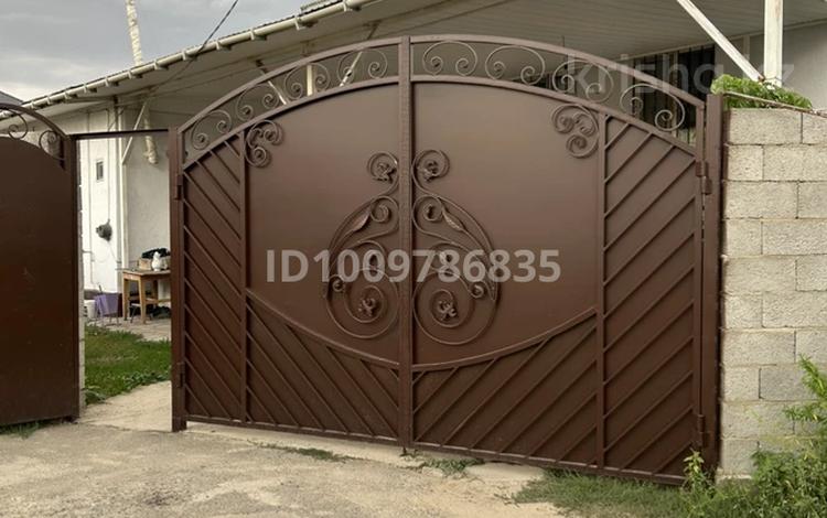 Жеке үй · 5 бөлме · 200 м² · 7 жүзд., 2 переулок Кашаганова 25 — Сухамбаева, Койгельды, Абая, бағасы: 45 млн ₸ в Таразе — фото 2