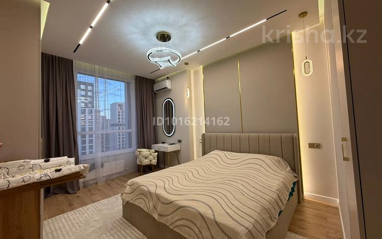 3-бөлмелі пәтер · 65 м² · 11/12 қабат, ул. Е-36 4, бағасы: 500 000 ₸ в Астане, Нура р-н — фото 2