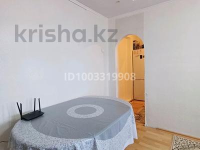 3-комнатная квартира · 48 м² · 5/5 этаж, Магнитогорская 39 — Колос, школа 95, ласточка, южный супермаркет за 160 000 ₸ в Караганде, Алихана Бокейханова р-н