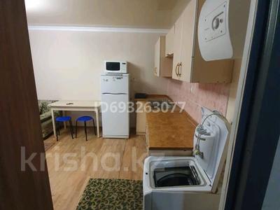 1-бөлмелі пәтер, 18 м², 5/5 қабат, Досмухамедұлы 10, бағасы: 6.3 млн 〒 в Астане, Алматы р-н