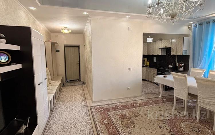 2-комнатная квартира · 65 м² · 4/6 этаж, 35-мкр 28 за 13.5 млн ₸ в Актау — фото 2