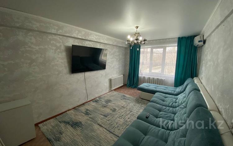 3-бөлмелі пәтер · 70.4 м² · 3/5 қабат, Виноградова 19, бағасы: 28.5 млн ₸ в Усть-Каменогорске — фото 2
