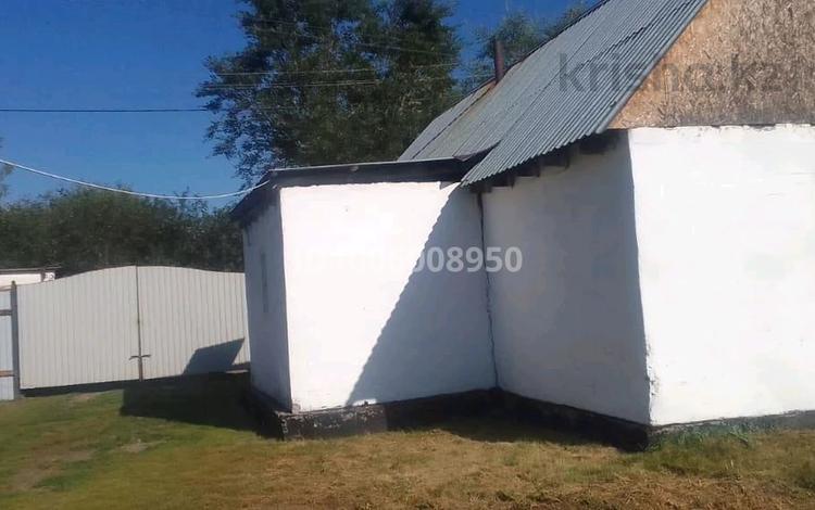 Дача · 2 комнаты · 40 м² · 10 сот., Огуречный 50 за 6 млн 〒 в Усть-Каменогорске, Меновное — фото 2