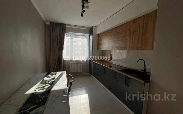 2-бөлмелі пәтер · 60 м² · 6/12 қабат, Райымбека 259 — Райымбек-Розыбакиева. Рядом оптовый рынок Барыс, бағасы: 18 000 ₸ в Алматы, Жетысуский р-н — фото 2