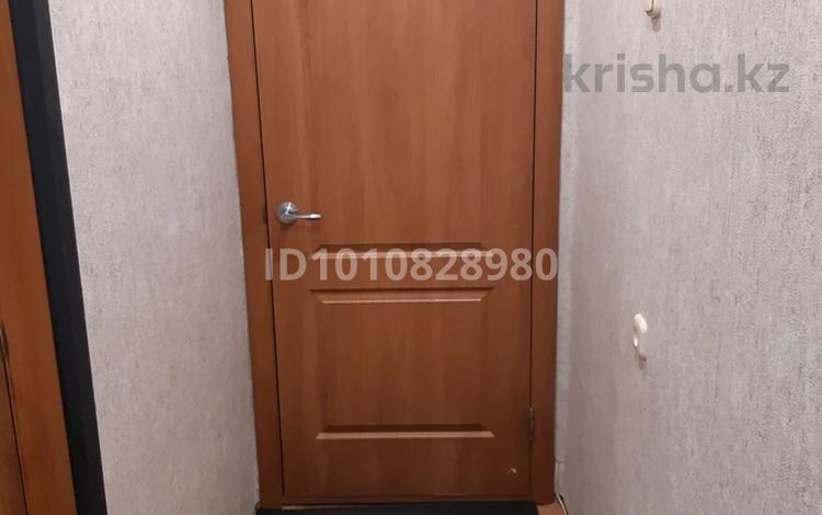 2-бөлмелі пәтер · 48 м² · 4/5 қабат, Пришахтинск, Пришахтинск, 23й микрорайон, бағасы: 15 млн ₸ в Караганде, Алихана Бокейханова р-н — фото 2