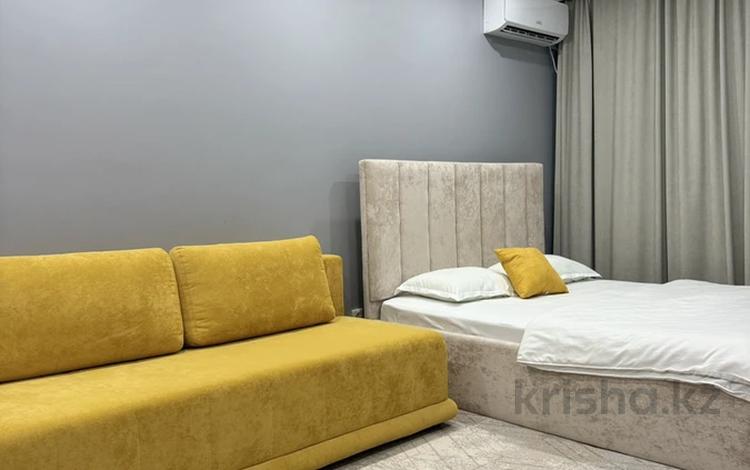 1-комнатная квартира · 35 м² · 1 этаж, Абая 54 за 14 000 ₸ в Уральске — фото 20