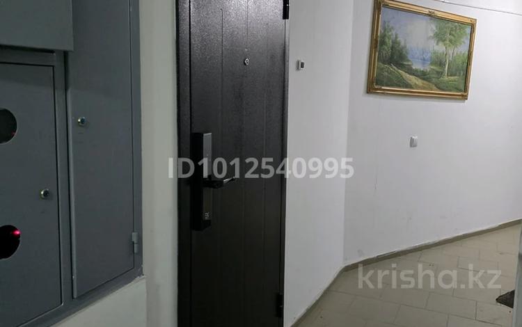 1-бөлмелі пәтер · 42 м² · 10/25 қабат, Микрорайон Байкена Ашимова 24, бағасы: 200 000 ₸ в Караганде, Казыбек би р-н — фото 2