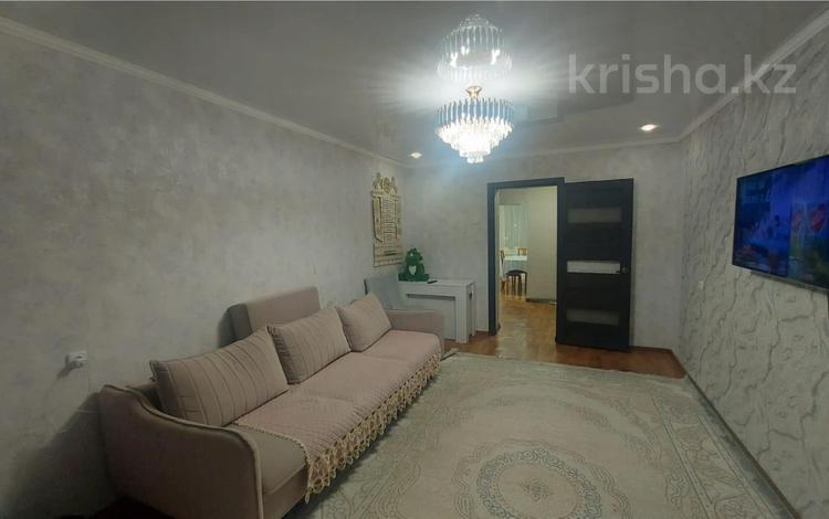 3-комнатная квартира · 65 м² · 3/5 этаж, Майкудук, мкр Восток-3 8 за 18.5 млн ₸ в Караганде, Алихана Бокейханова р-н — фото 2