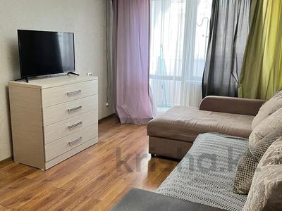 2-бөлмелі пәтер · 43 м² · 4/5 қабат, мкр Алмагуль 11, бағасы: 300 000 ₸ в Алматы, Бостандыкский р-н