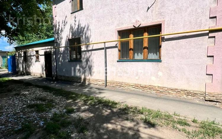 Отдельный дом · 9 комнат · 320 м² · 3 сот., Некрасова 47 за 33.5 млн ₸ в Уральске — фото 2