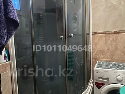 4-комнатная квартира · 75 м² · 3/5 этаж, Водник 3 82 за 200 000 〒 в Боралдае (Бурундай), мкр Водник-3