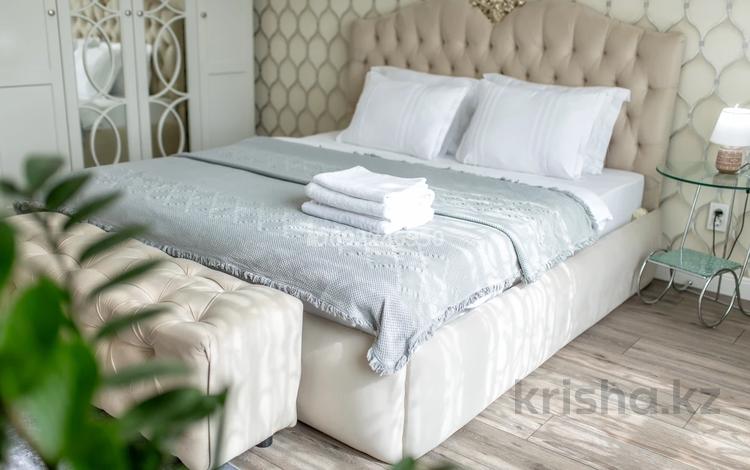 2-комнатная квартира · 54 м², Байтерекова 100/4 — Мечеть, Театр, площадь, акимат, плаза, выставочный центр, дом культуры за 18 000 ₸ в Шымкенте, Каратауский р-н — фото 2