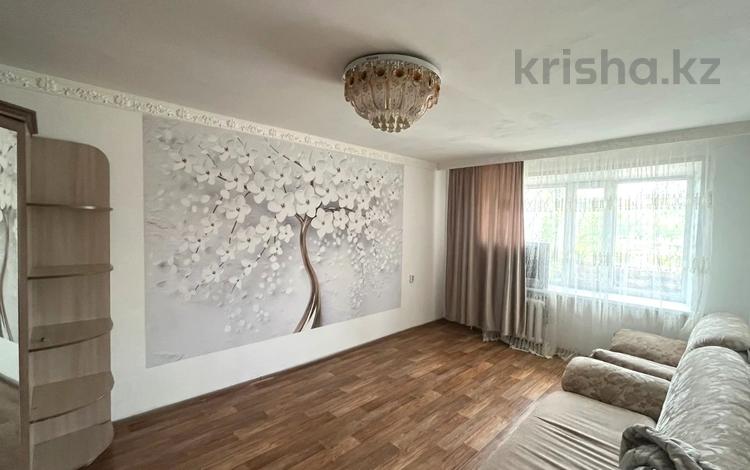 1-комнатная квартира · 32.8 м² · 2/9 этаж, мкр-н 7 за 6.5 млн 〒 в Темиртау — фото 2
