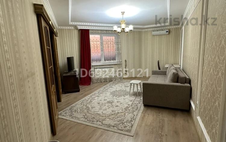 2-комнатная квартира, 72 м², 9/9 этаж помесячно, Аскарова 21 за 300 000 〒 в Алматы, Бостандыкский р-н — фото 2