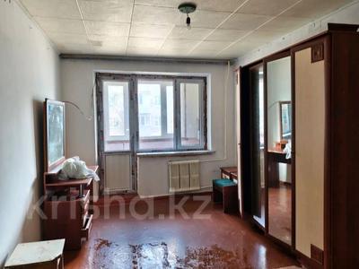 1-бөлмелі пәтер · 33 м² · 2/5 қабат, Самал ш/а. 5 — Школа 45, Арал баня, бағасы: 65 000 ₸ в Таразе, мкр Самал