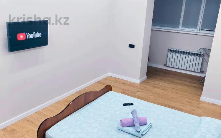 1-комнатная квартира · 50 м² · 2/5 этаж, 16-й мкр 86-86/1 — ТРК АКТАУ, МОРЕ, АКВАПАРК, ЦЕНТР ГОРОДА за 9 000 ₸ в Актау — фото 6