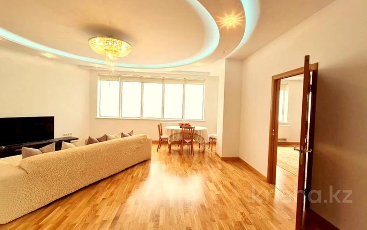 2-комнатная квартира · 90 м² · 17/32 этаж, Аль-Фараби за 550 000 ₸ в Алматы, Бостандыкский р-н — фото 6