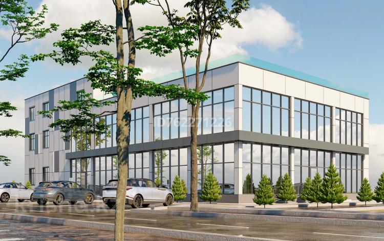 Свободное назначение, офисы, магазины и бутики, медцентры и аптеки, образование, развлечения · 1700 м² за 700 млн 〒 в Актау, 17-й мкр — фото 2