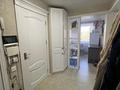 3-бөлмелі пәтер · 60 м² · 2/5 қабат, Язева, бағасы: 21.5 млн ₸ в Караганде, Казыбек би р-н — фото 11