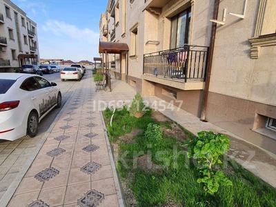 3-комнатная квартира · 110 м², мкр Самал, Адгама Каримова 117 — Аэропортқа жақын, Нұрсаяға жақын, тыныш район за 34 999 〒 в Атырау