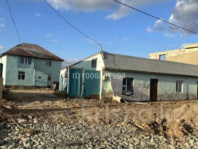Отдельный дом · 7 комнат · 200 м² · 20 сот., Улица Джунусова 103 за 55 млн ₸ в Кояндах