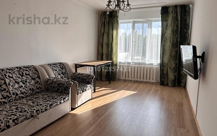 2-комнатная квартира · 53 м² · 2/5 этаж, мкр Мамыр-7 6 — Напротив ТРЦ Спутник за 260 000 ₸ в Алматы, Ауэзовский р-н — фото 2