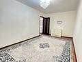 2-комнатная квартира · 45 м² · 5/5 этаж, Ихсанова 73/2 — Жанында мектеп, балабақша, дүкен, №1 емхана, «Талап» клиникасы, «Революция» және «Юбиляр» аялдамалары орналасқан. за 170 000 ₸ в Уральске, мкр Школьник