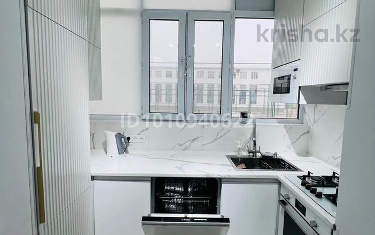 3-комнатная квартира · 88 м² · 1/5 этаж, проспект Тауелсыздык — ЖК Ер Ару Жагалау за 350 000 ₸ в  — фото 2