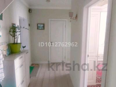 2-бөлмелі пәтер · 69.1 м² · 1/5 қабат, исатай батыр 18, бағасы: 27 млн ₸ в Уральске