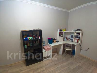 3-бөлмелі пәтер · 79 м² · 2/2 қабат, Жаңа қала ш/а., Жамбыла, бағасы: 26.5 млн ₸ в Караганде, Казыбек би р-н