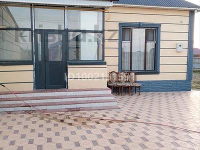 Жер үй мен саяжайлар в Улытау обл.: Жеке үй · 4 бөлме · 120 м² · 10 сот., Западный жилой район 12/12 — ул Металлург соңы, бағасы: 53 млн 〒 Жеке үй · 4 бөлме · 120 м² · 10 сот., Западный жилой район 12/12 — ул Металлург соңы, бағасы: 53 млн 〒 в Жезказгане