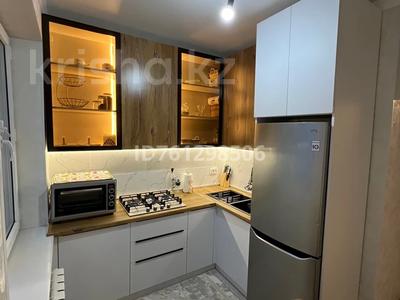 2-комнатная квартира · 48.3 м² · 5/5 этаж, мкр Туран 33В — Серо-белые дома за 20 млн ₸ в Шымкенте, Каратауский р-н