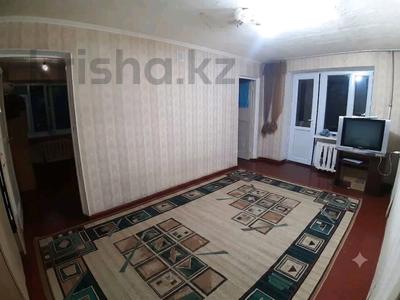 3-бөлмелі пәтер · 50 м² · 4/5 қабат, Абая — район Облакимата, бағасы: 18 млн ₸ в Таразе