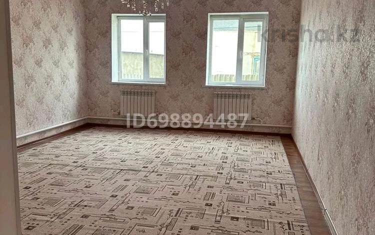 Отдельный дом · 10 комнат · 262.5 м² · 10 сот., Абай 40 — Акимата за 36 млн 〒 в  — фото 2
