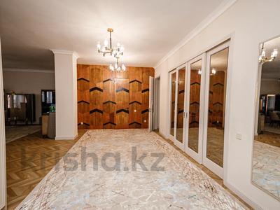 7-комнатная квартира · 312 м² · 12/17 этаж, Керей и Жанибек хандар 22 — Пенхаус в Бизнес классе за 195 млн ₸ в Астане, Есильский р-н