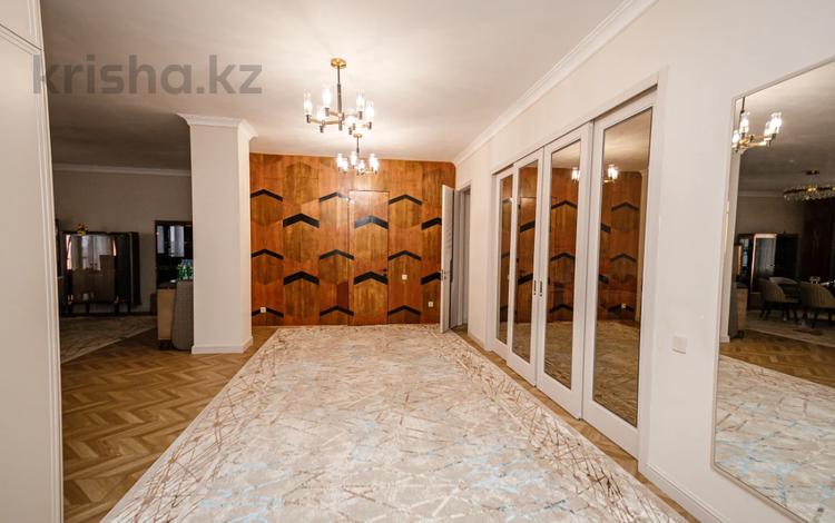 7-комнатная квартира · 312 м² · 12/17 этаж, Керей и Жанибек хандар 22 — Пенхаус в Бизнес классе за 195 млн ₸ в Астане, Есильский р-н — фото 2