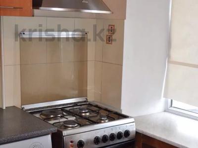 2-комнатная квартира · 47 м² · 2/5 этаж, Бухар-Жырау 56 — Абдирова за 9 000 ₸ в Караганде, Казыбек би р-н