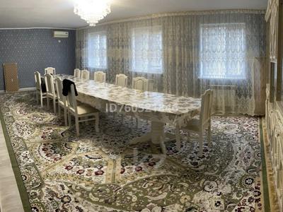 Жеке үй · 7 бөлме · 350 м² · 20 жүзд., Жұмыскер ш/а., Қожахметұлы 29 — Сзади супермаркета Москва, рекламное агентство Emir, бағасы: 35 млн ₸ в Атырау, мкр Жумыскер