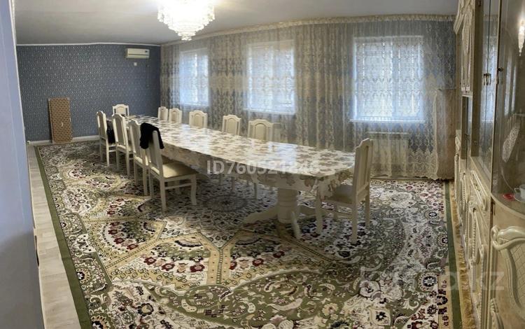 Жеке үй · 7 бөлме · 350 м² · 20 жүзд., Жұмыскер ш/а., Қожахметұлы 29 — Сзади супермаркета Москва, рекламное агентство Emir, бағасы: 35 млн ₸ в Атырау, мкр Жумыскер — фото 2