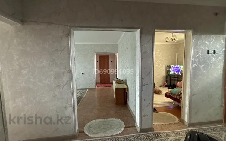 4-комнатная квартира · 75 м² · 5/5 этаж, Мкр. Мерей 4/69 за 15 млн 〒 в  — фото 2