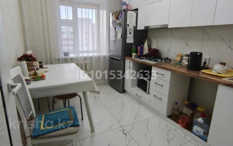 3-бөлмелі пәтер · 76 м² · 7/9 қабат, Жамбыла Жабаева 80, бағасы: 50 млн ₸ в Петропавловске — фото 3
