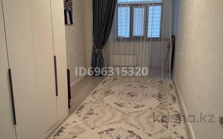 3-бөлмелі пәтер · 117 м² · 5/12 қабат, 16-й мкр , 16 мкрн, бағасы: 37 млн ₸ в Актау — фото 2
