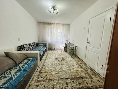 1-бөлмелі пәтер, 35 м², 4/4 қабат ай сайын, Бухар жырау, бағасы: 180 000 〒 в Алматы, Бостандыкский р-н