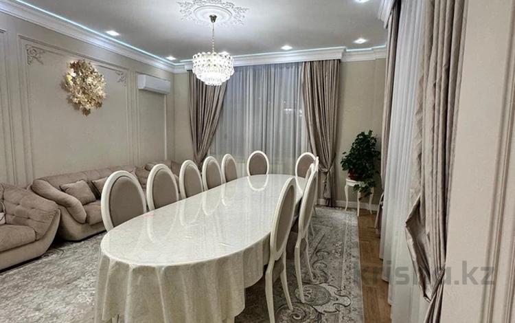 4-комнатная квартира · 160 м² · 5/7 этаж, мкр «Мирас» 31 за 218 млн ₸ в Алматы, Бостандыкский р-н — фото 2