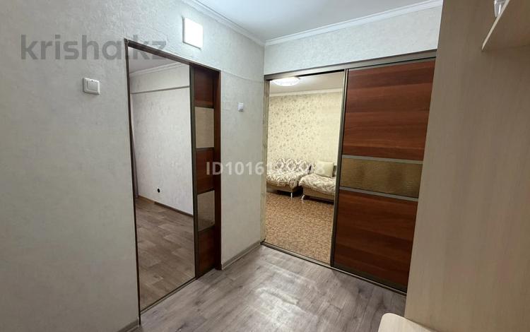 2-комнатная квартира · 43 м² · 1/5 этаж, Алматинская 71 — 45-ші Гастроном за 180 000 ₸ в Усть-Каменогорске, Ульбинский — фото 5