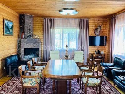 Дом · 5 комнат · 200 м², Бейбитшилик 11 за 70 000 〒 в 